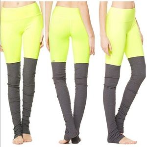 Bright Neon Yellow Alo yoga Goddess Legging Size S